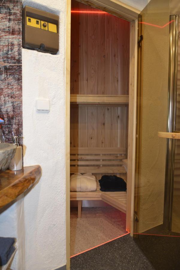 Eifel Kate, Relaxen Mit Sauna Und Whirlpool Dahlem  Eksteriør bilde